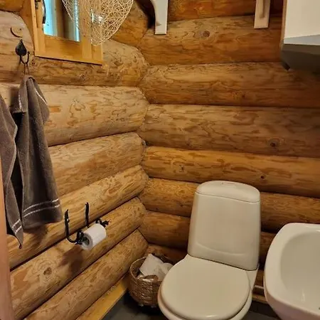 Hirsitalo Ja -sauna Σπίτι διακοπών
