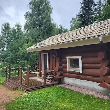 Hirsitalo Ja -sauna * Nummi